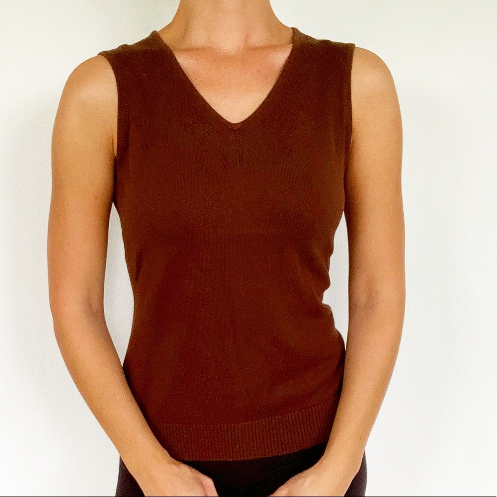 Van Heusen dark brown sleeveless v-neck sweater top size XS